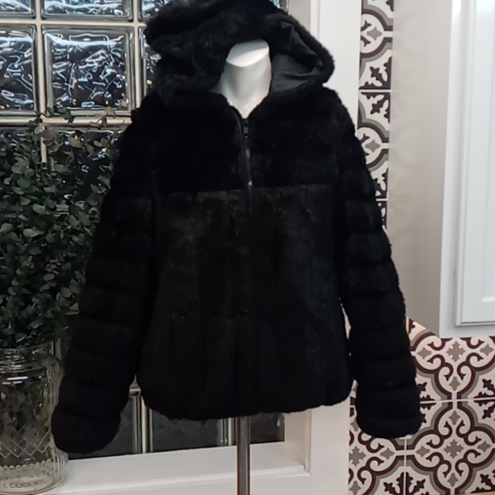 Faux fur child coat